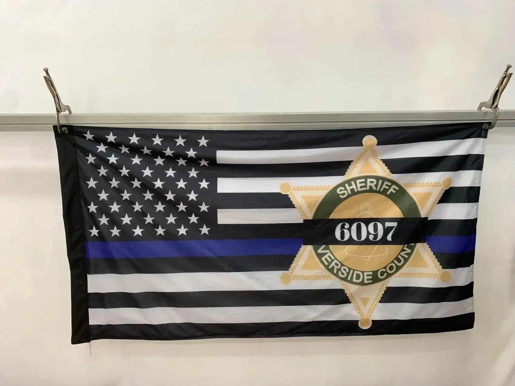 Wall Flags